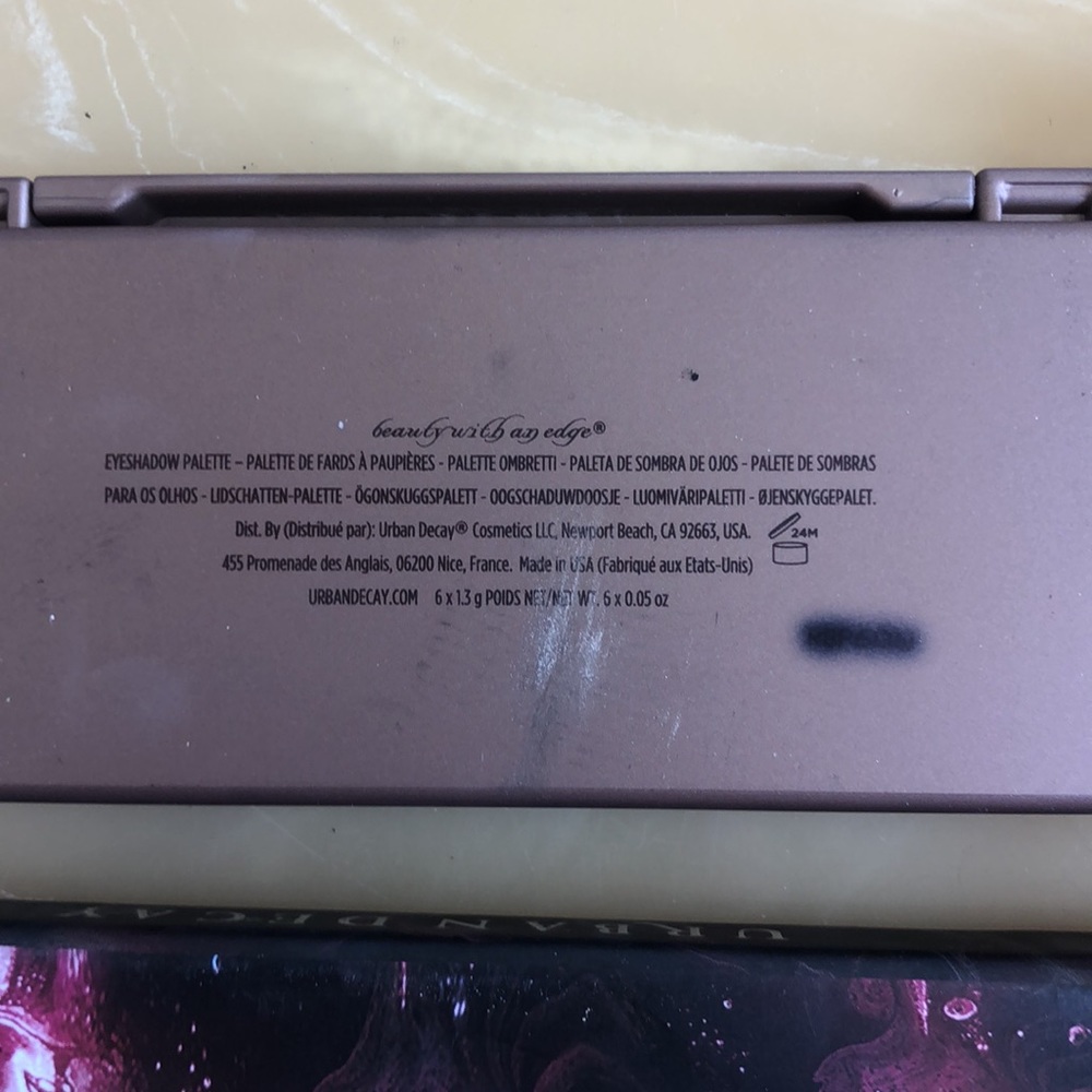 Urban Decay Naked Palette Bundle - Picture 3 of 10